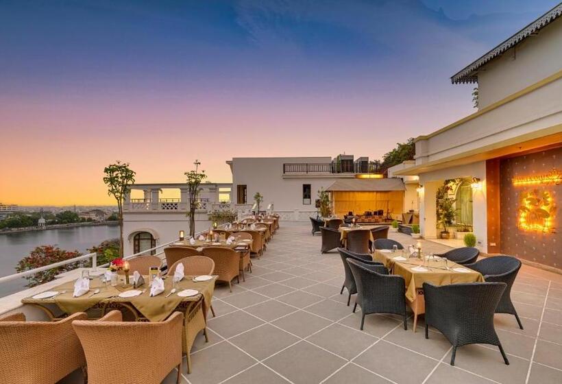 Brahma Niwas   Best Lake View Hotel In Udaipur