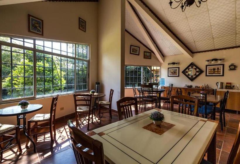 ベッドアンドブレックファースト Casa Alegria