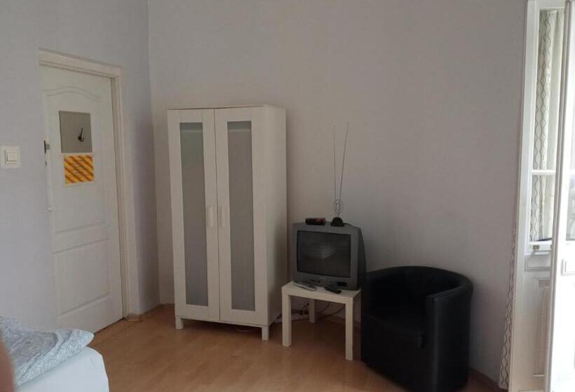 Central Station Hostel