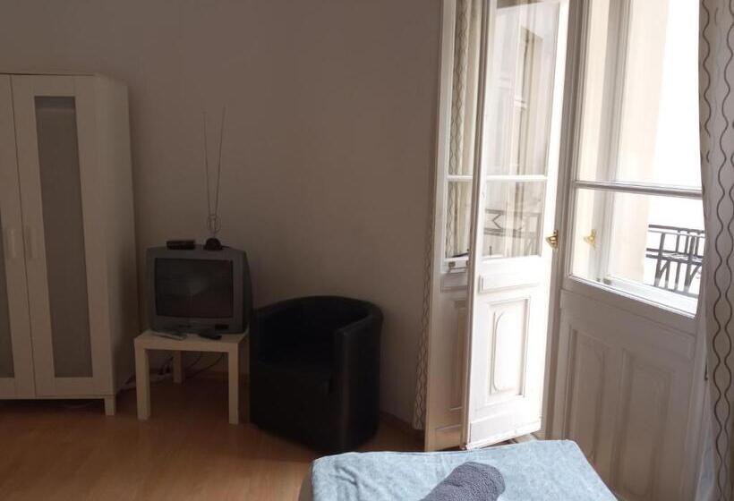 Central Station Hostel