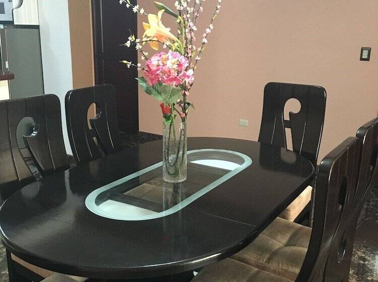 Comodo Y Seguro Homestay