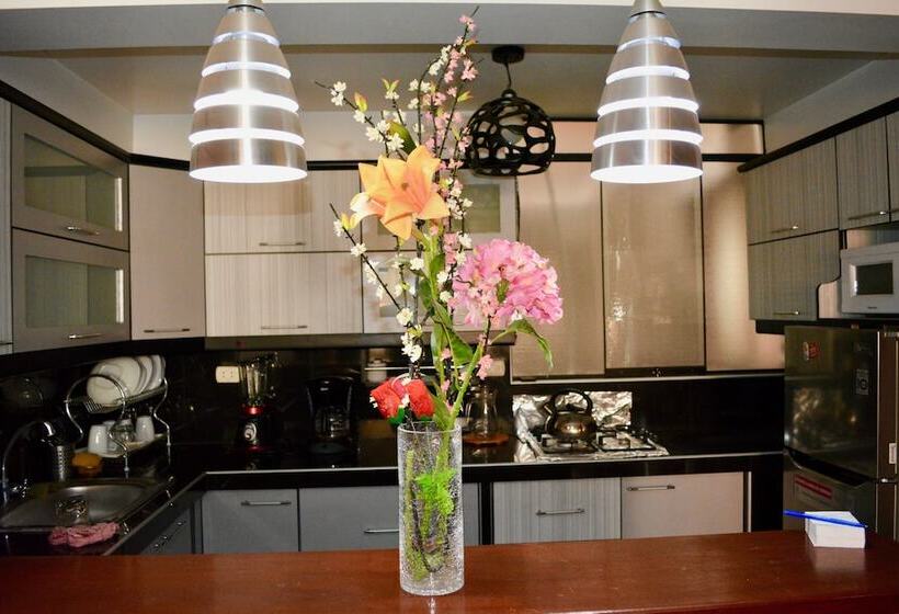 Comodo Y Seguro Homestay