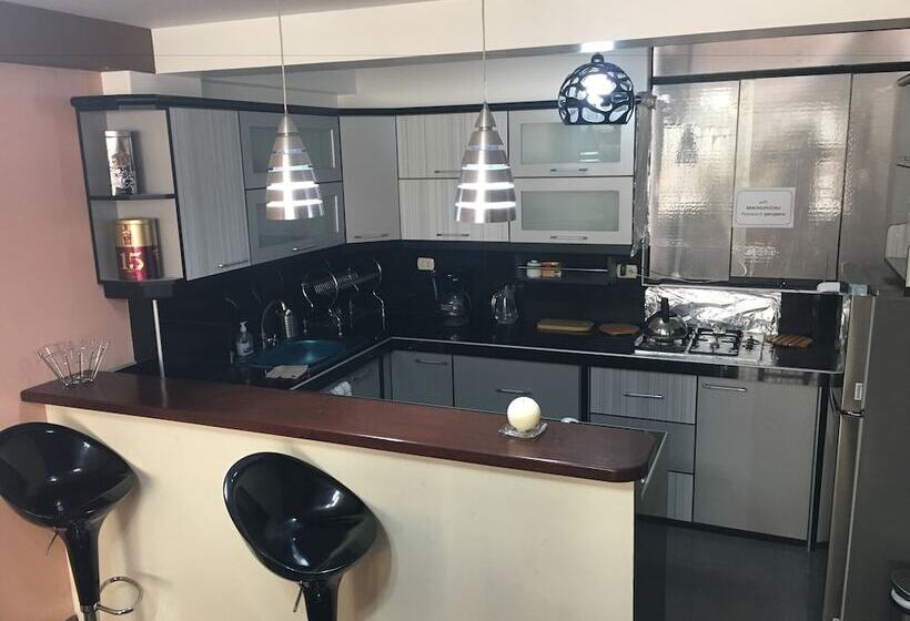 Comodo Y Seguro Homestay