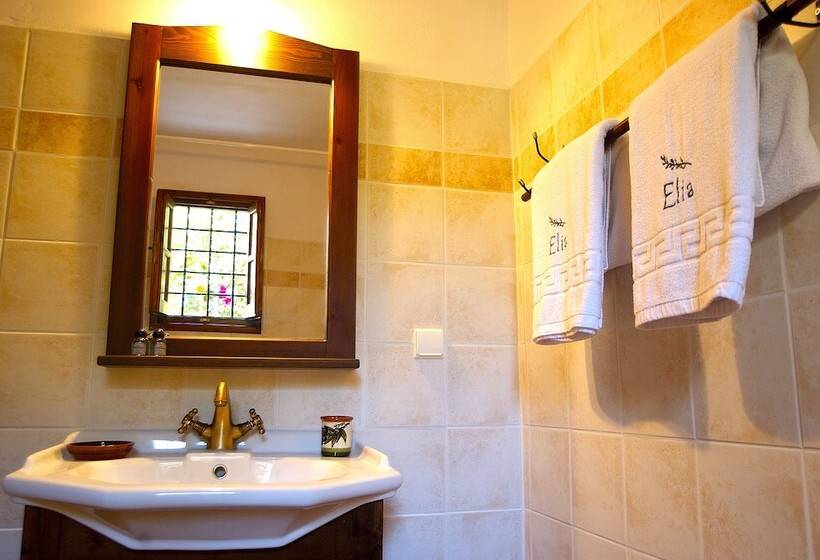 Elia Traditional Hotel & Spa