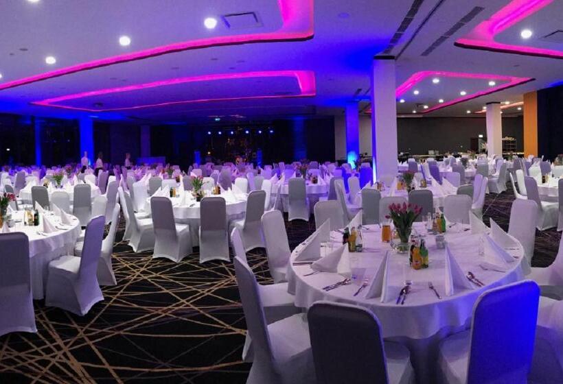 هتل Ambasador Premium