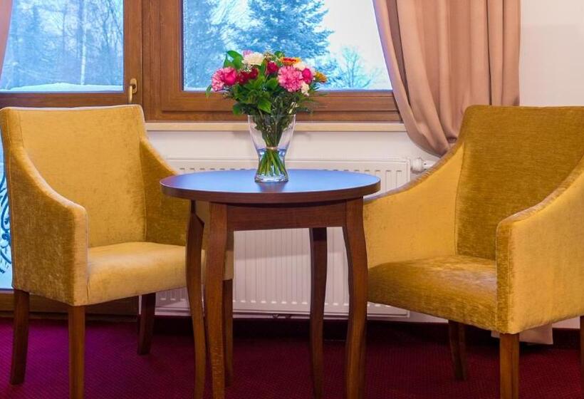 هتل Buczyńskimedical&spa