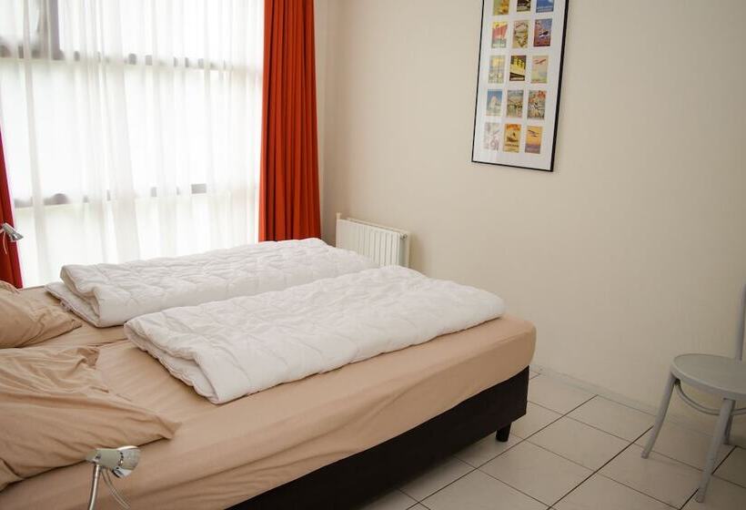 فندق Vakantiepark Hof Van Zeeland