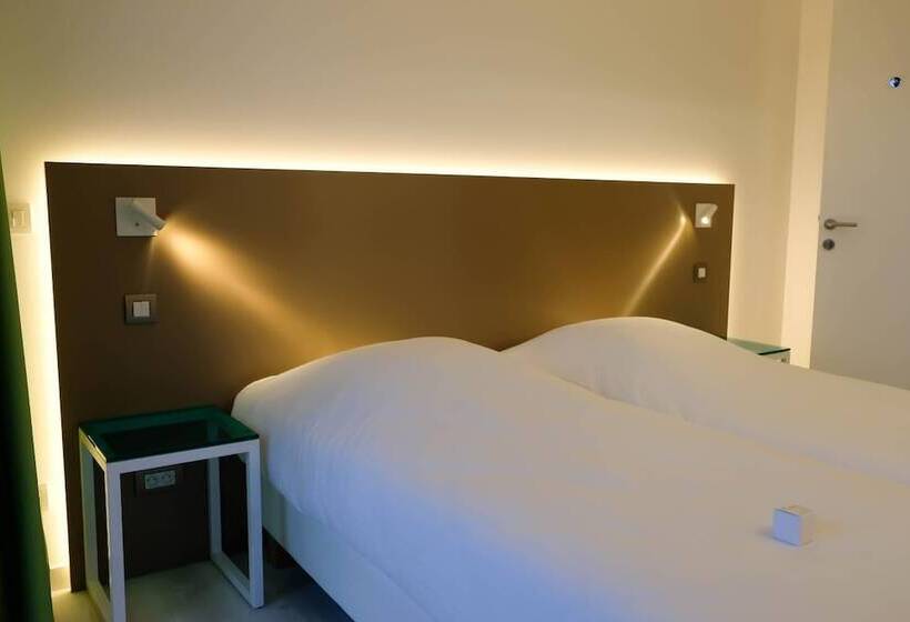 ホテル Corbie Lommel Ring