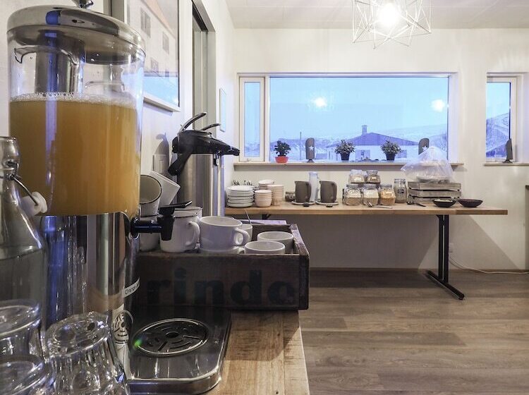 هتل Farmhouse Lodge