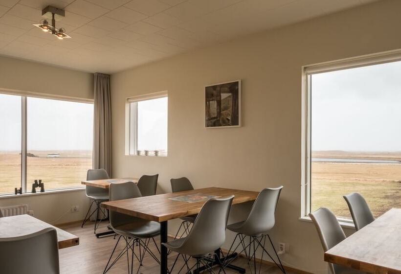 هتل Farmhouse Lodge