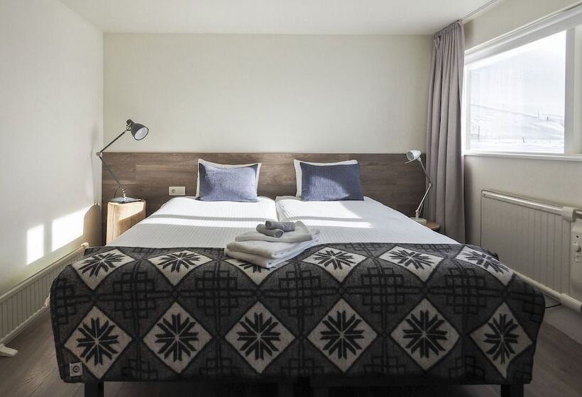 هتل Farmhouse Lodge