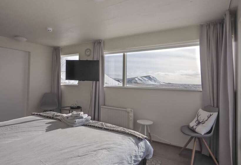 هتل Farmhouse Lodge