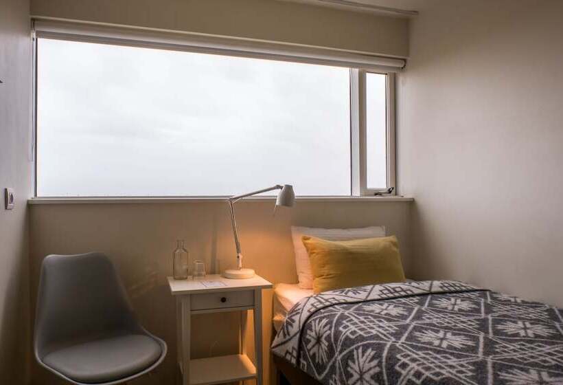 هتل Farmhouse Lodge