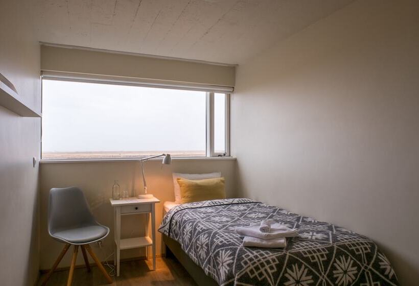 هتل Farmhouse Lodge