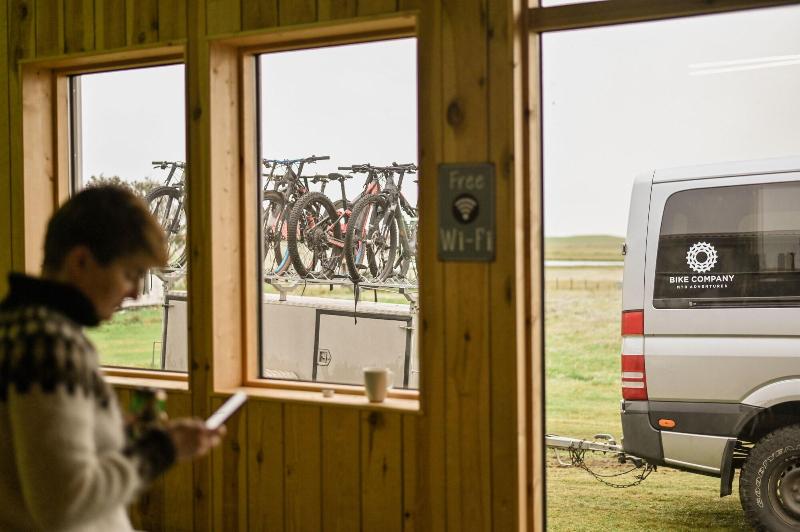 هتل Farmhouse Lodge