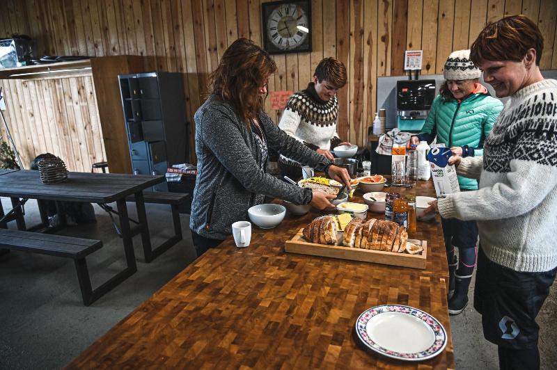 هتل Farmhouse Lodge