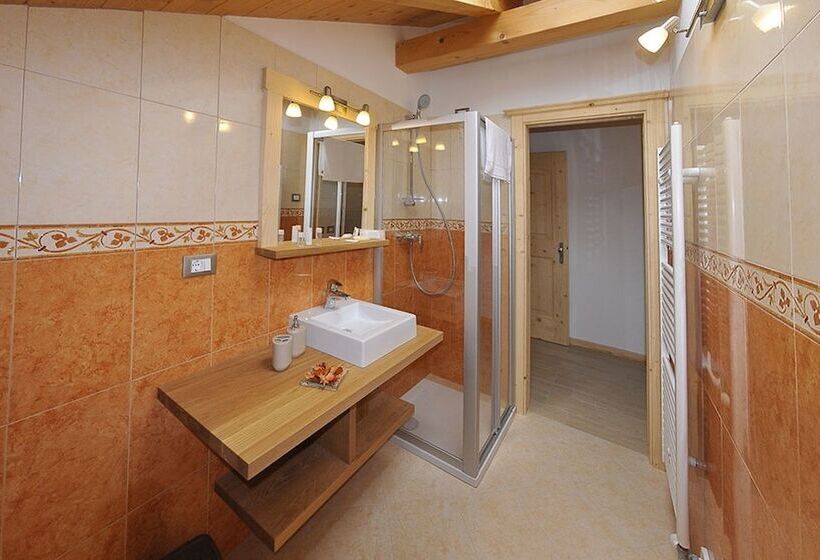 בית מלון כפרי Garnì Bucaneve Bellezza E Salute