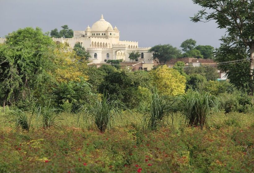 هتل Gulaab Niwaas Palace