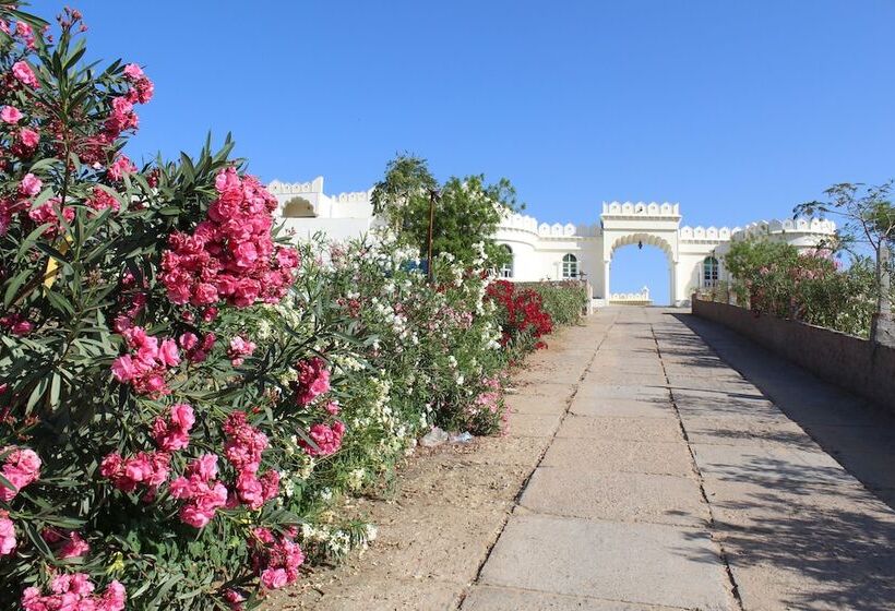 هتل Gulaab Niwaas Palace