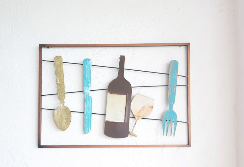 Отель Highway To H Inn   Totolan