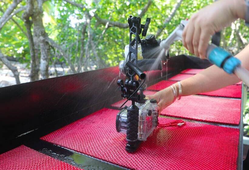 هتل Meridian Adventure Marina Club & Resort