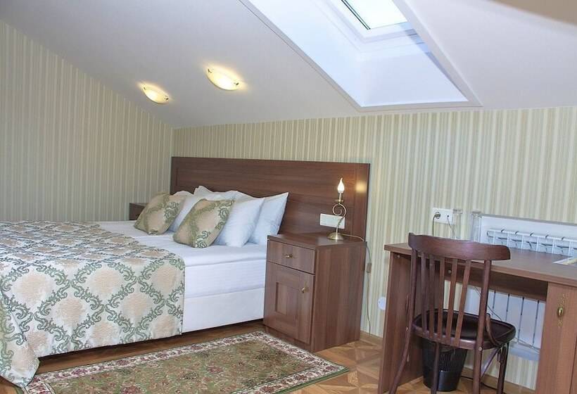 هتل Moskovskaya Zastava