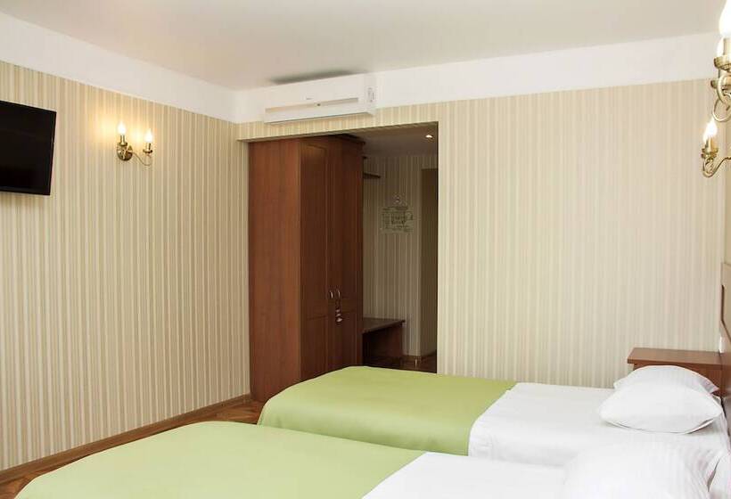 هتل Moskovskaya Zastava