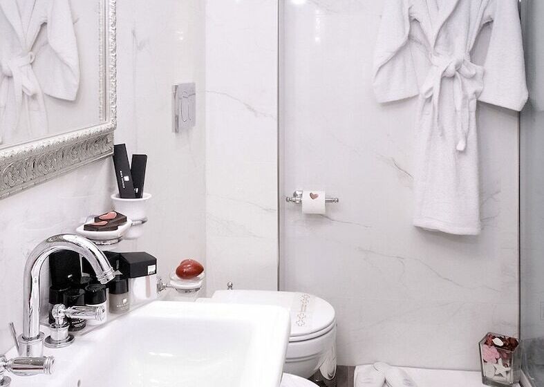 בית מלון כפרי Piazza Di Spagna Suite De Charme