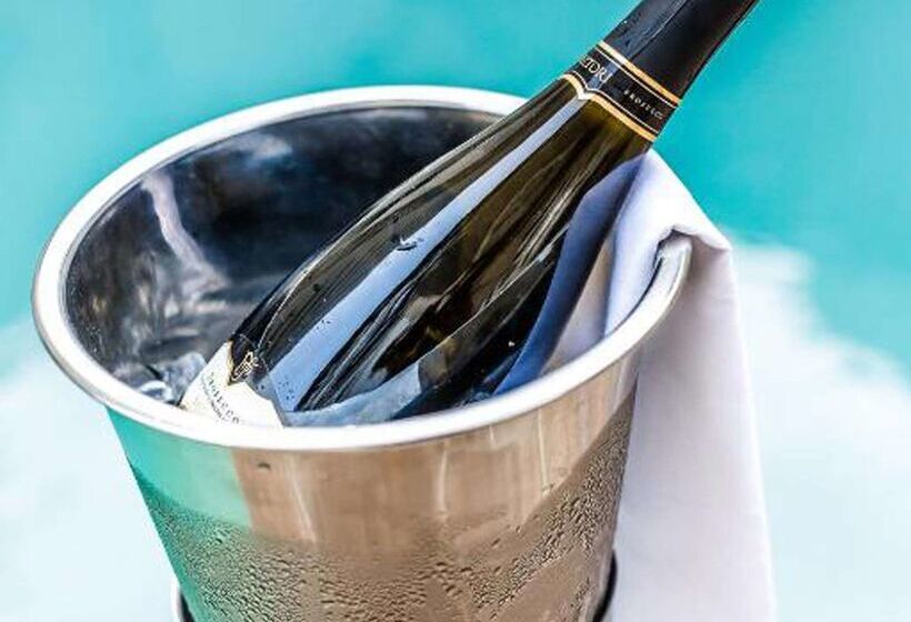 בית מלון כפרי Premier Resort Cutty Sark