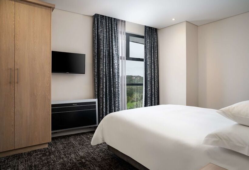 בית מלון כפרי Premier Resort Cutty Sark