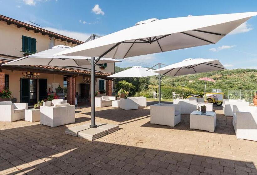 هتل روستایی Agriturismo   Collina Toscana Resort