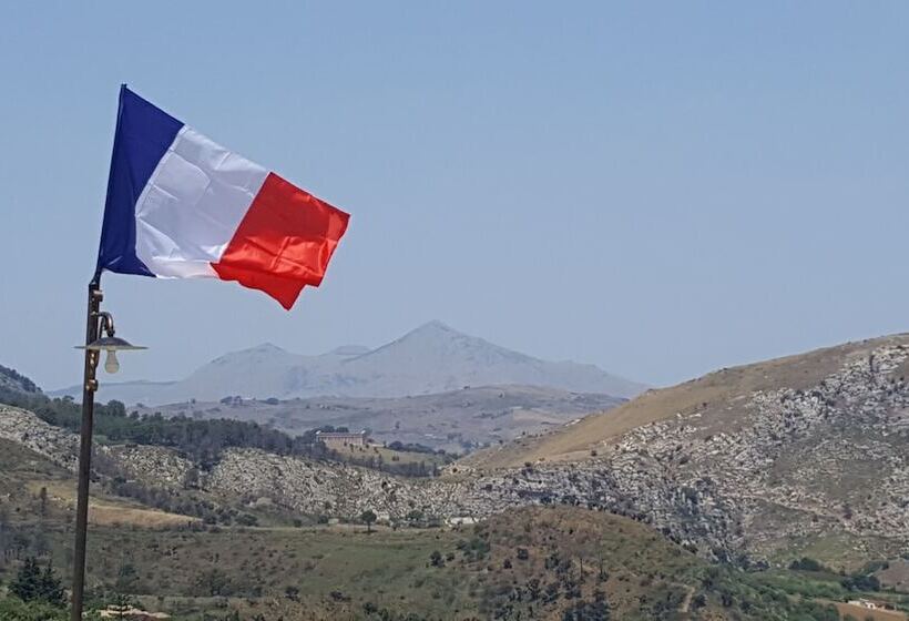 فندق ريفى Agriturismo Gessi