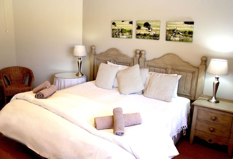 בית מלון כפרי Sani Valley Nature Lodges