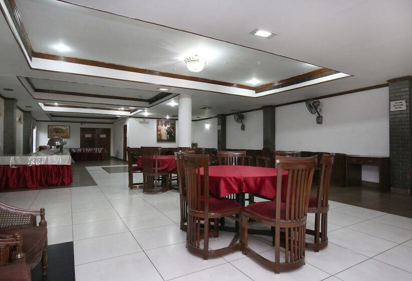 ホテル Sekhon Grand