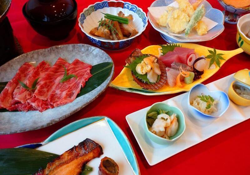 فندق Sun Resort Shirahama