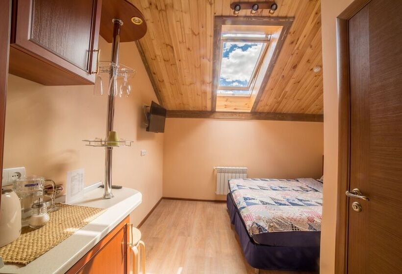 هتل Teremok Moskovskiy