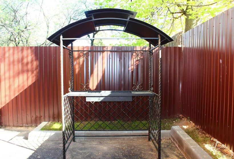 هتل Teremok Moskovskiy