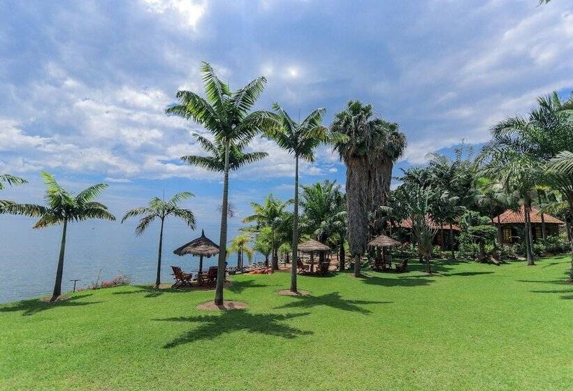 هتل The Palm Beach Resort