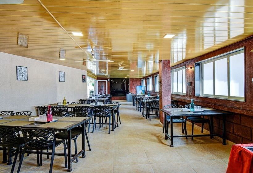 Отель Treebo Jp Cottage