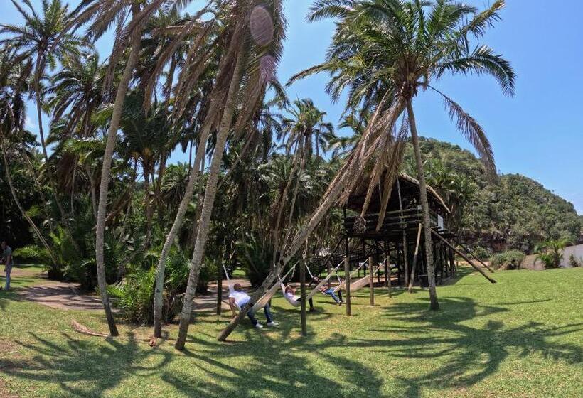 בית מלון כפרי Umtamvuna River Lodge