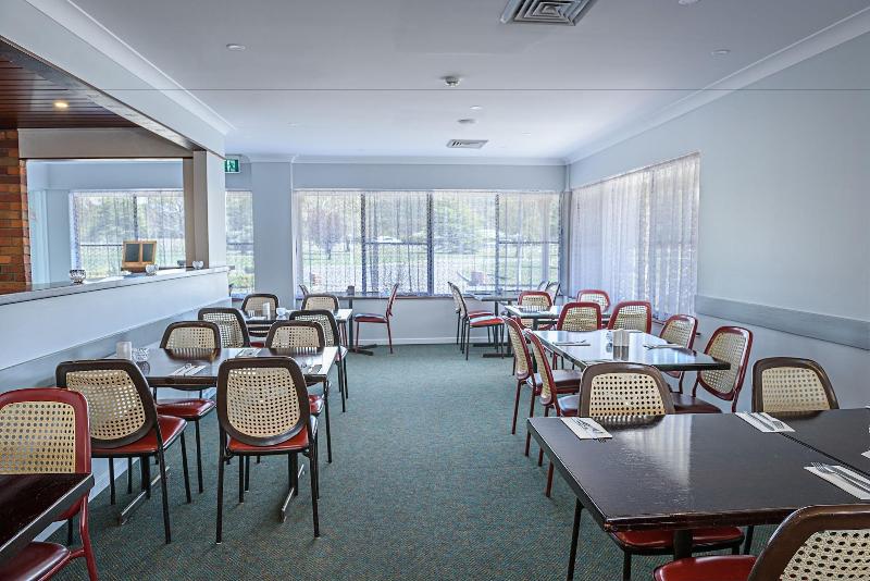 מוטל Bushman S Motor Inn