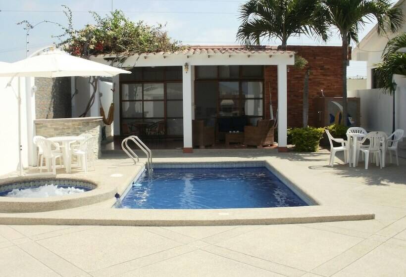 پانسیون Cesar's House Salinas