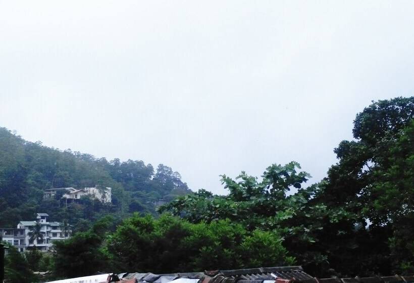 Пансион Cloud Inn Kandy Homestay