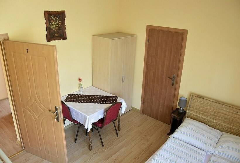 פנסיון Dom Gościnny Gerus