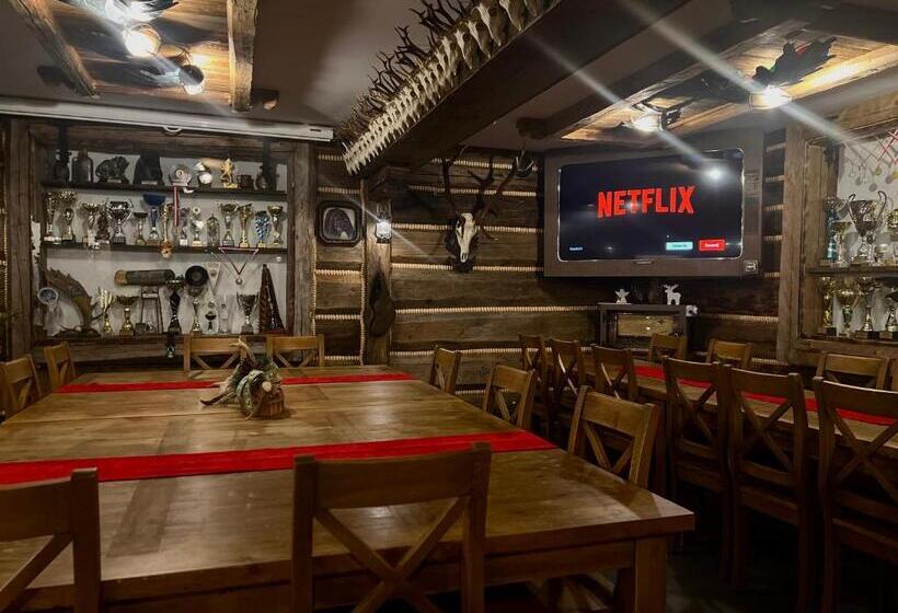 بنسيون Dworek Myśliwski Hubert świetna Lokalizacja 50m Od Term Bania