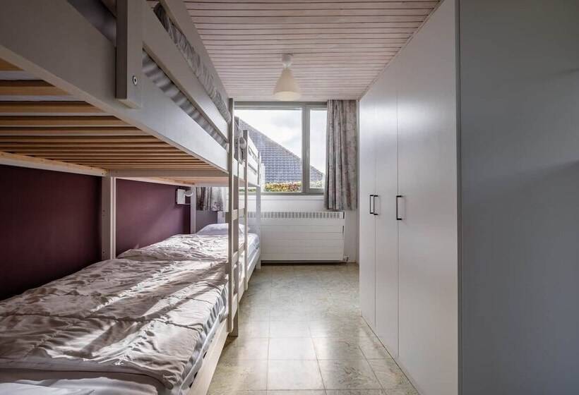 Пансион Flanders Fields Cottage Beveren