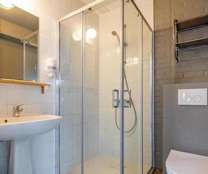 Пансион Flanders Fields Cottage Beveren