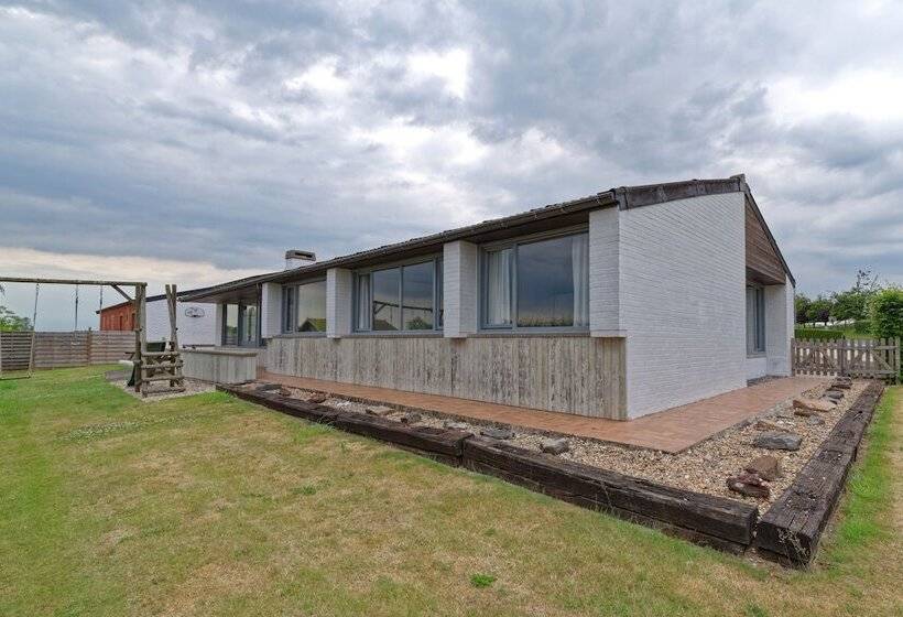 Пансион Flanders Fields Cottage Beveren