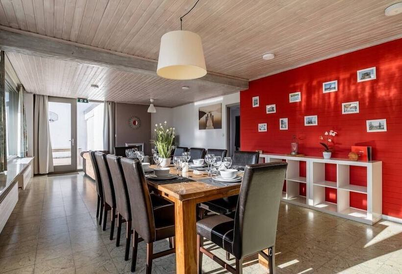 Пансион Flanders Fields Cottage Beveren