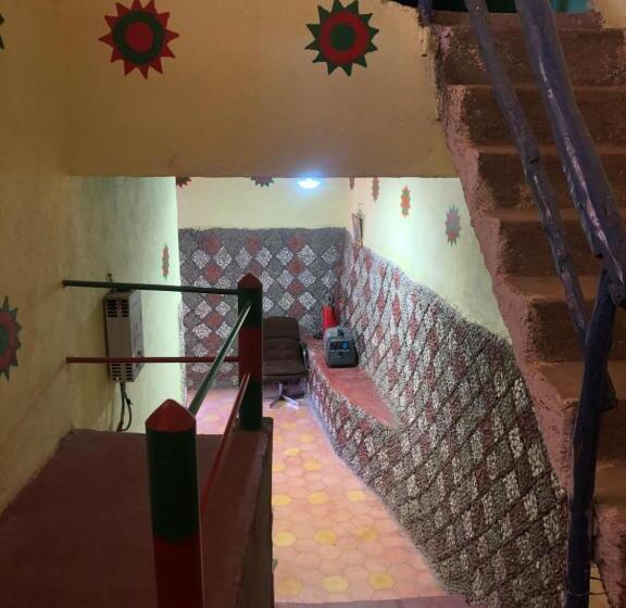 بنسيون Gite La Belle Vue Timichi